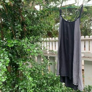 Calia (Carrie Underwood brand) black and white striped dress 🖤